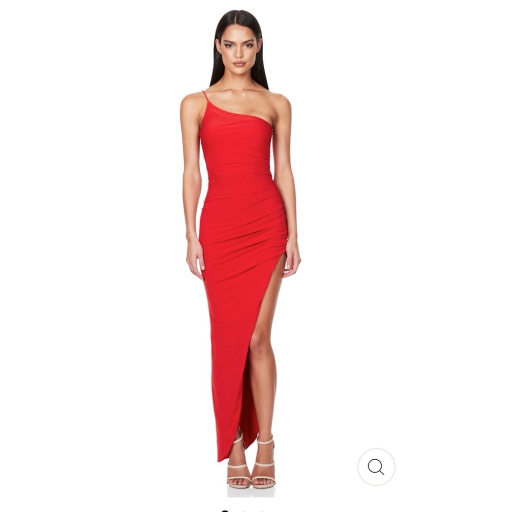 GORGEOUS FORM FITTING Nookie RED GOWN! Sold out everywhere size M